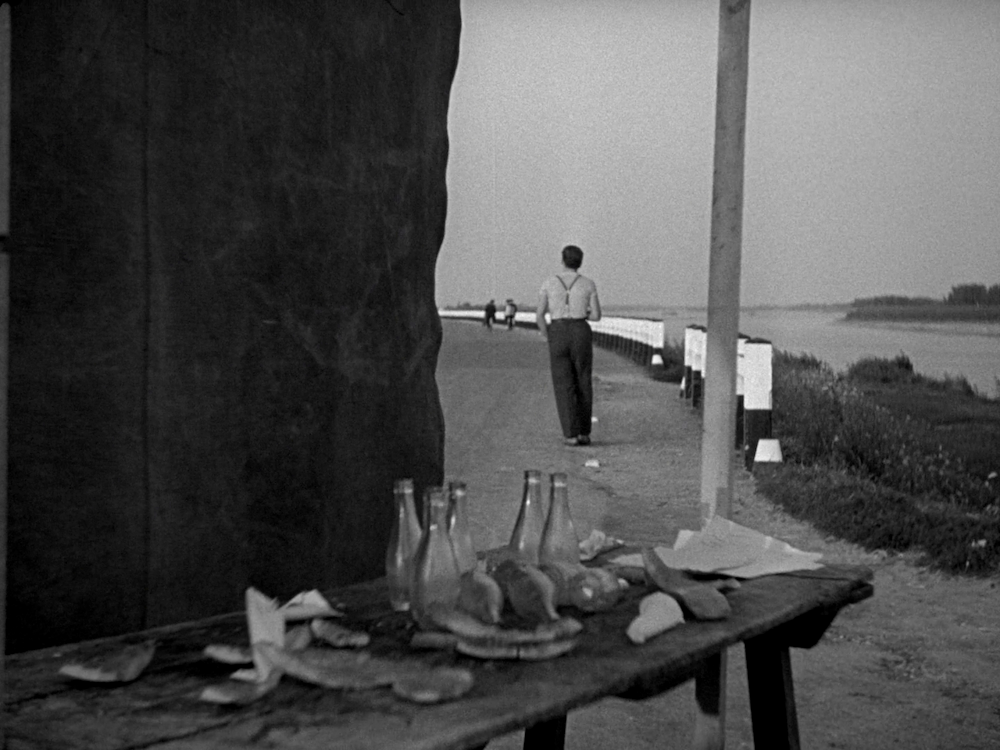 (2) Ossessione [Obsession] (Luchino Visconti, 1943)