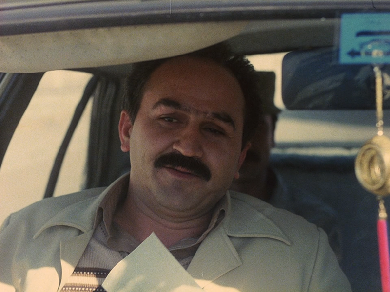 (3) Hassan Farazmand in Nema-ye nazdik [Close-Up] (Abbas Kiarostami, 1990)
