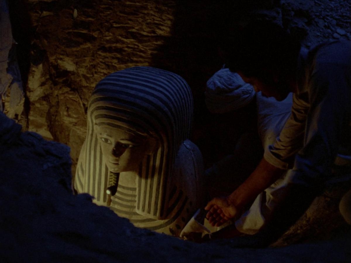 (2) Al-mummia [The Mummy] (Shadi Abdel Salam, 1969)