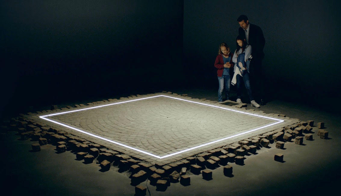 (2) The Square (Ruben Östlund, 2017)
